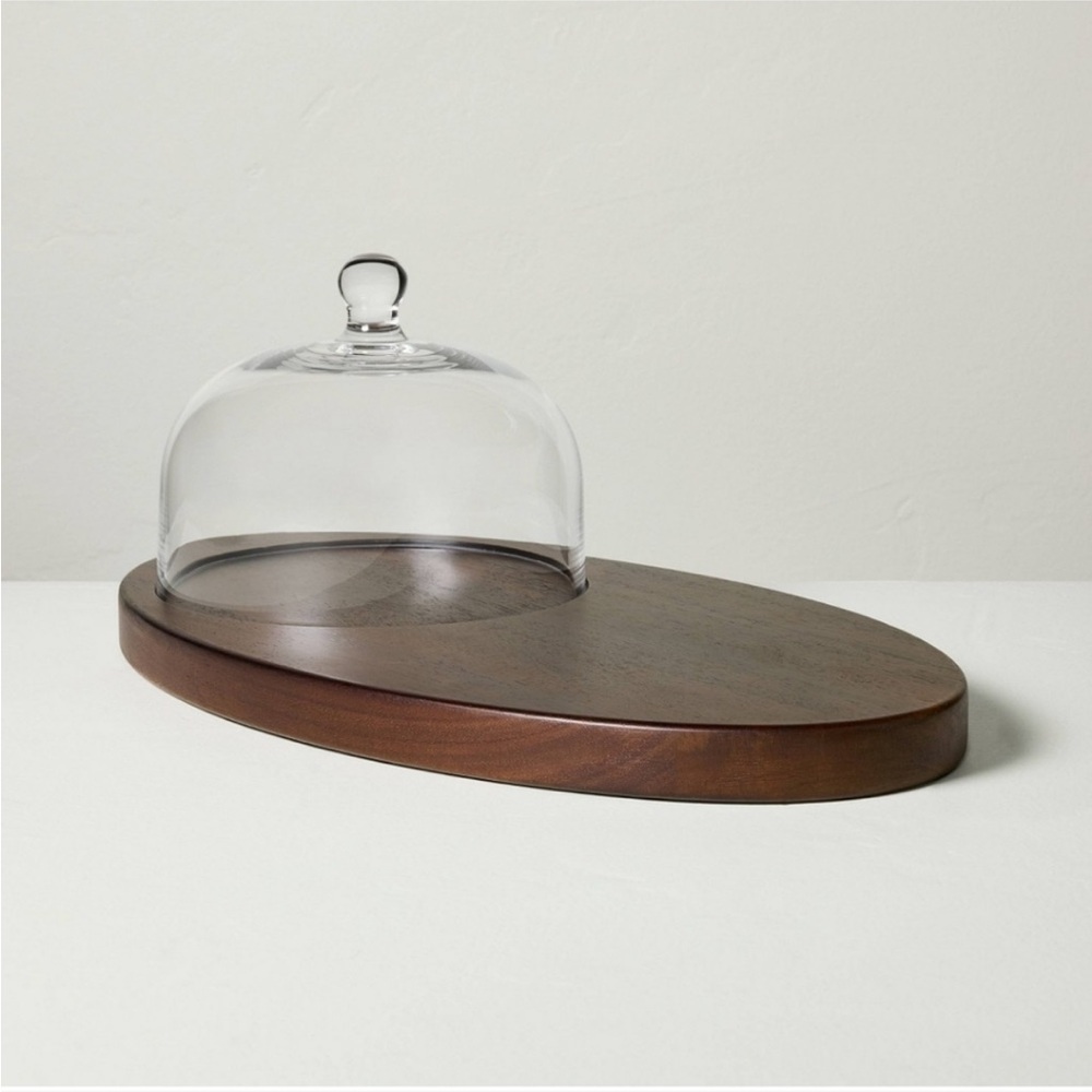 HEARTH & HAND NWT wooden cheese board with cloche -brown